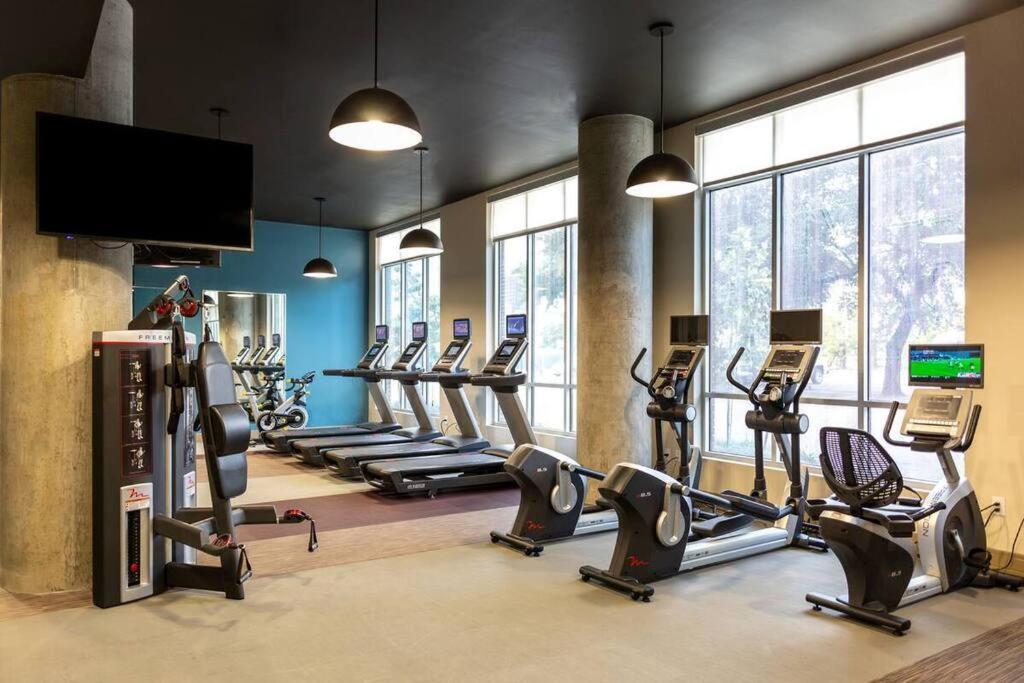 Luxury Apartment Close To Everything W Free Parking 5 Houston Exterior foto